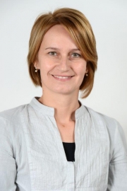 Sziráczki Katalin